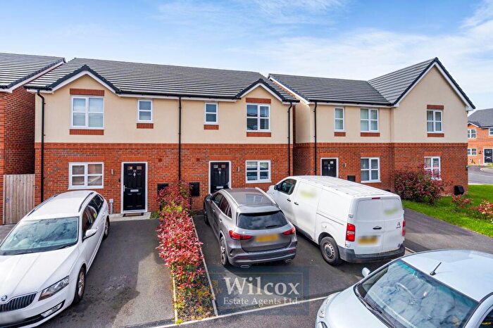 3 Bedroom Semi-Detached House For Sale In Elderfield Road, Bolton, BL3
