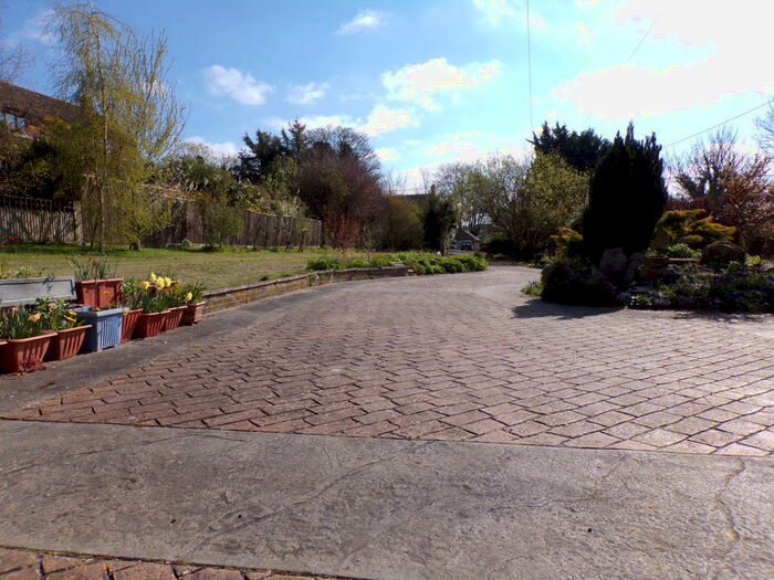 1 Bedroom Flat To Rent In Boscombe Village, SP4