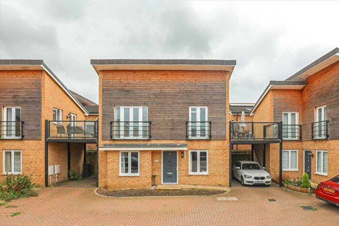 2 Bedroom Detached House To Rent In Merlin Road, Corby, NN17