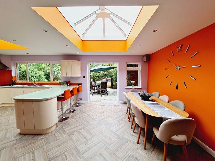 4 Bedroom Semi-Detached House For Sale In Cannon Grove, Fetcham, Surrey, KT22