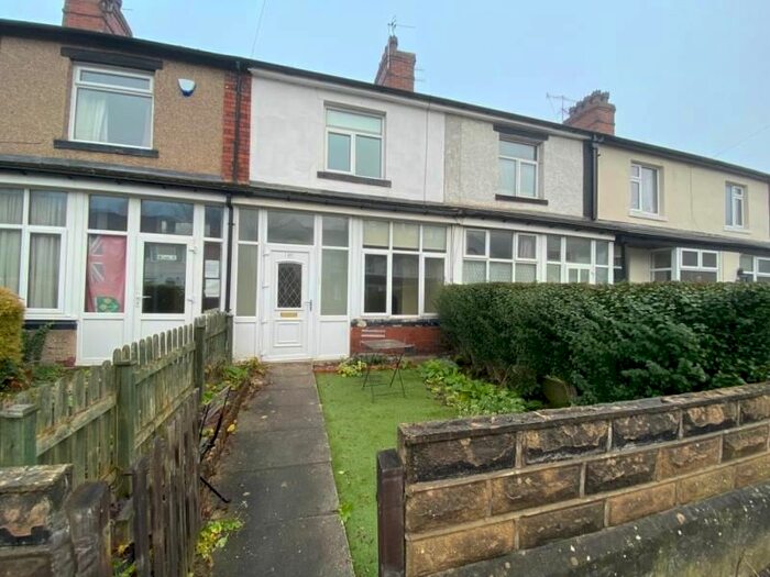 2 Bedroom Property To Rent In Hirst Wood Road, Shipley, BD18