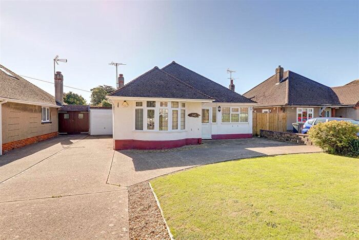 3 Bedroom Detached Bungalow For Sale In Terringes Avenue, Worthing, BN13