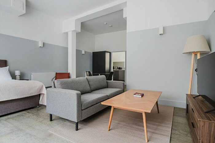 Studio To Rent In Berry Street, London, EC1V