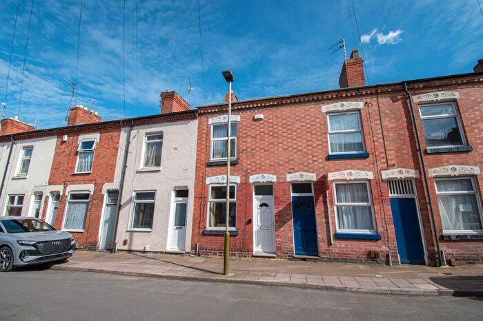 2 Bedroom Terraced House For Sale In Lorrimer Road, Leicester, LE2
