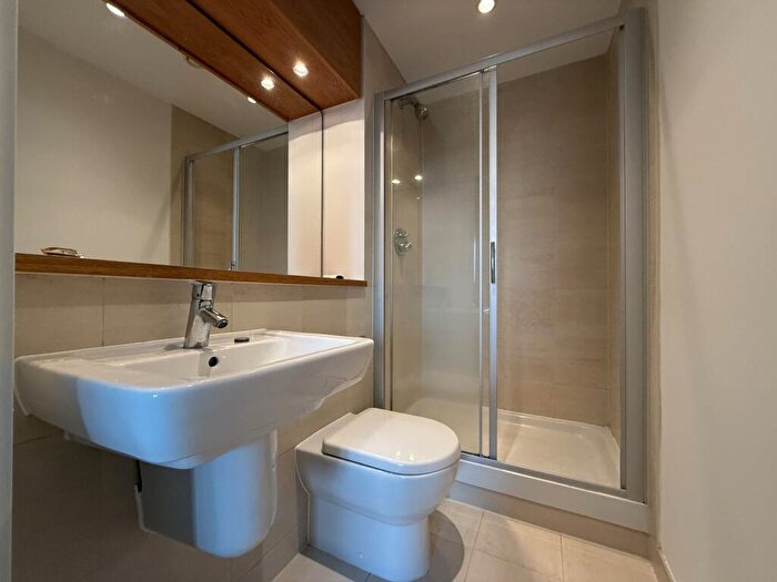 2 Bedroom Apartment To Rent In St Georges Island, Kelso Place, Manchester, M15