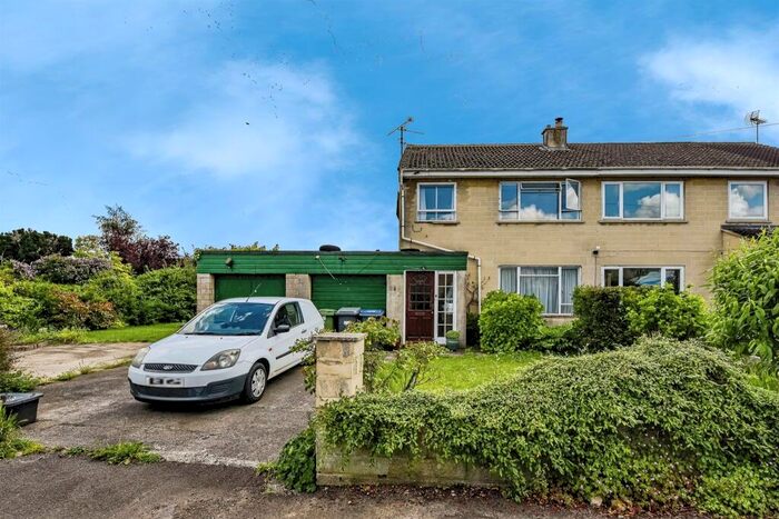 3 Bedroom Semi-Detached House For Sale In Magnon Road, Bradford-On-Avon, BA15