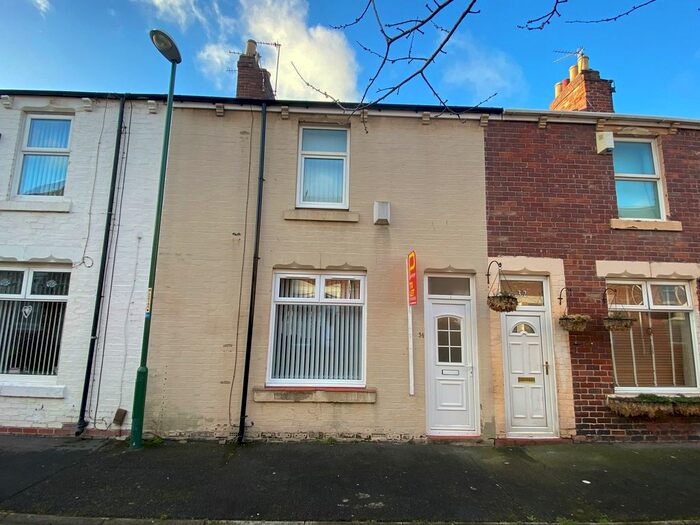 2 Bedroom Terraced House To Rent In Church Street, Hebburn, NE31