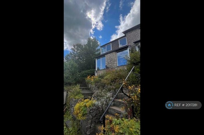 2 Bedroom End Of Terrace House To Rent In Mountain View, Kendal, LA9