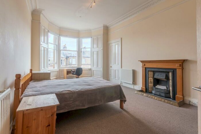4 Bedroom Flat To Rent In Spottiswoode Street Edinburgh United Kingdom, EH9