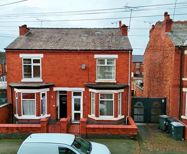 2 Bedroom Semi Detached House For Sale In Ernest Street, Crewe, Cheshire, CW2