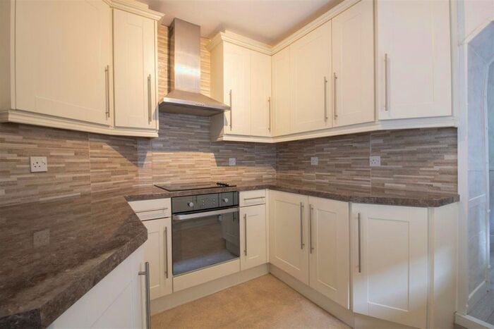 2 Bedroom Property To Rent In Duffryn Terrace, Elliots Town, New Tredegar, NP24