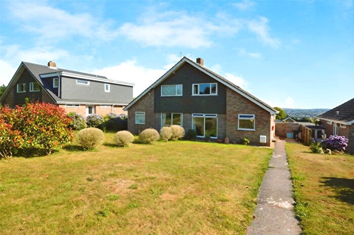 3 Bedroom Semi-Detached House For Sale In Chiltern Close, Livermead, Torquay, Devon, TQ2