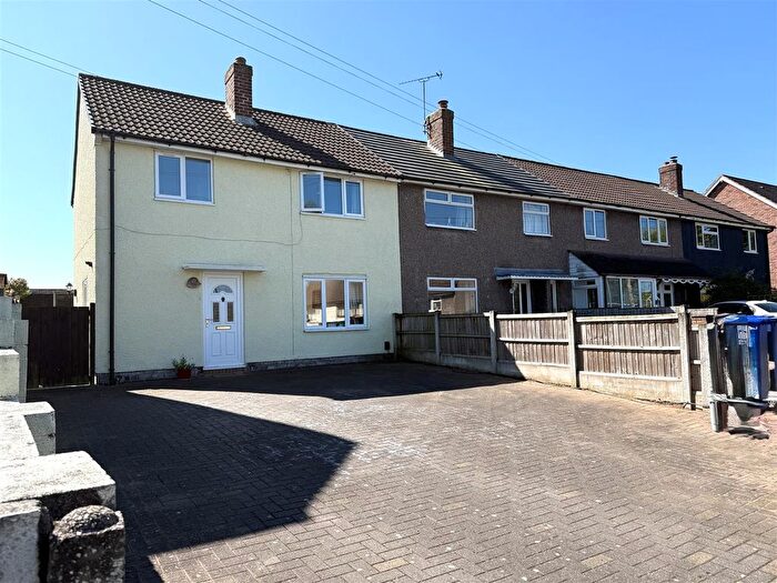 3 Bedroom End Terrace House For Sale In Uplands Green, Rugeley, WS15