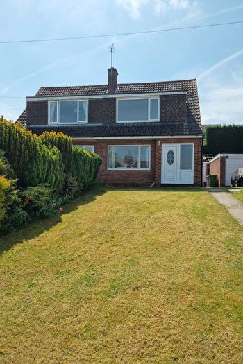 3 Bedroom Semi Detached House For Sale In Caldey Road, Dronfield, S18