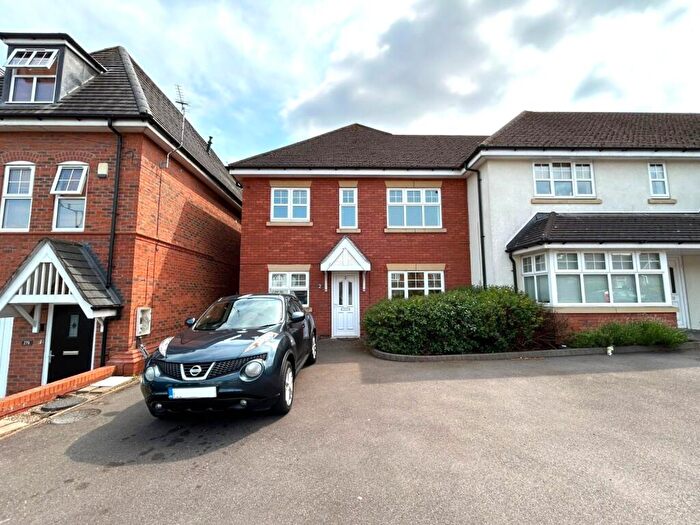 2 Bedroom Flat To Rent In Chadwick House, Rectory Road, Sutton Coldfield, West Midlands, B75
