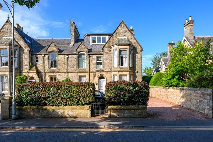2 Bedroom Flat For Sale In Kennedy Gardens, St. Andrews, Fife, KY16