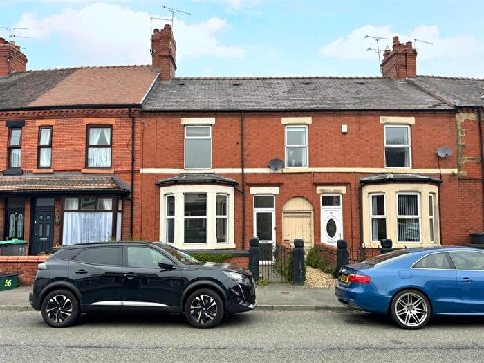3 Bedroom Terraced House To Rent In Ruabon Road, Wrexham, LL13