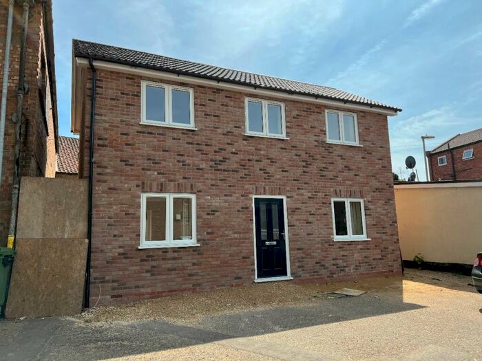 3 Bedroom Detached House To Rent In Palmers Place, Wisbech, PE13