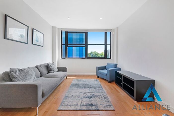 2 Bedroom Flat To Rent In Scimitar House, Eastern Road, Romford, Essex, RM1