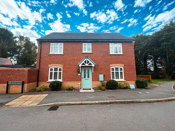 4 Bedroom Detached House For Sale In Blake Road, Hermitage, RG18