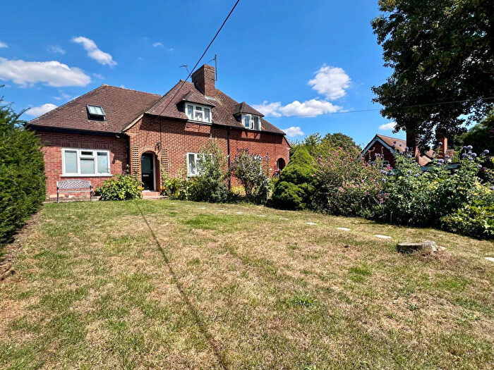 4 Bedroom Semi-Detached House For Sale In High Street, South Moreton, OX11
