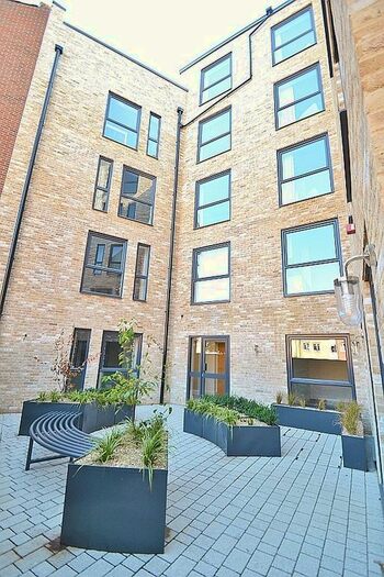 1 Bedroom Studio To Rent In East Road, Cambridge, CB1