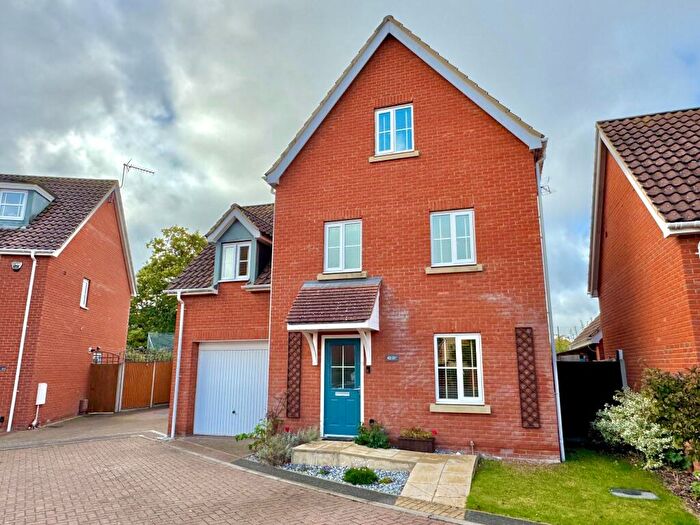 4 Bedroom Town House For Sale In Mayhew Road, Rendlesham, Woodbridge, IP12