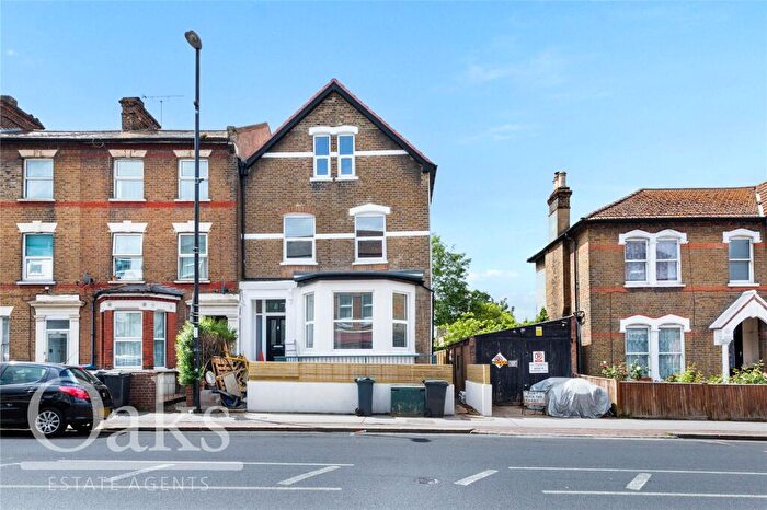 1 Bedroom Apartment For Sale In Portland Road, South Norwood, SE25
