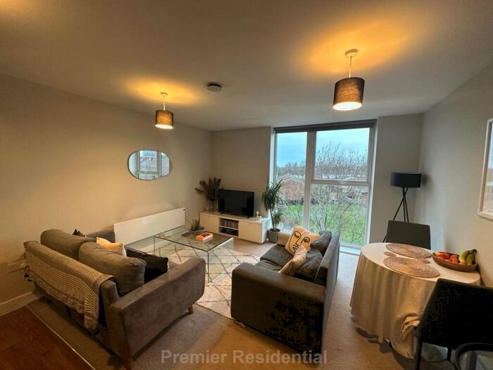 1 Bedroom Apartment To Rent In Woden Street, Salford, M5
