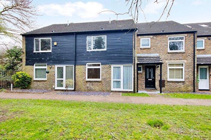 3 Bedroom Terraced House For Sale In Bazes Shaw, New Ash Green, Longfield, Kent, DA3