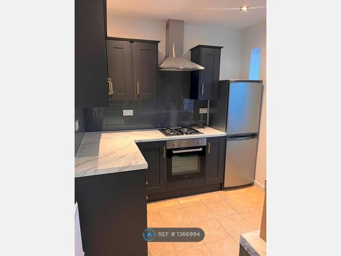 2 Bedroom Terraced House To Rent In Durham Hill, Bromley, BR1