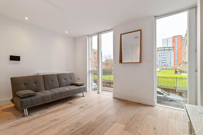 1 Bedroom Apartment For Sale In Arundel Street, Manchester, M15