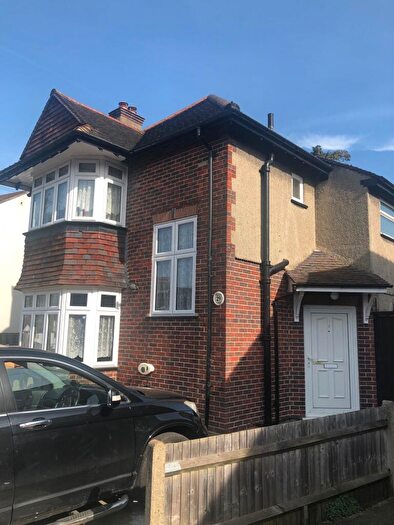 3 Bedroom House To Rent In Wallace Crescent, Carshalton, SM5