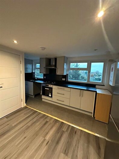 3 Bedroom Maisonette To Rent In Bulstrode Avenue, Hounslow, TW3