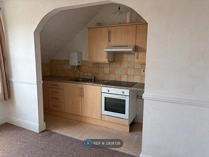 1 Bedroom Flat To Rent In Mount Pleasant Road, Exeter, EX4