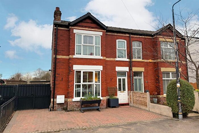 3 Bedroom Semi Detached House For Sale In Carlton Road, Sale, M33