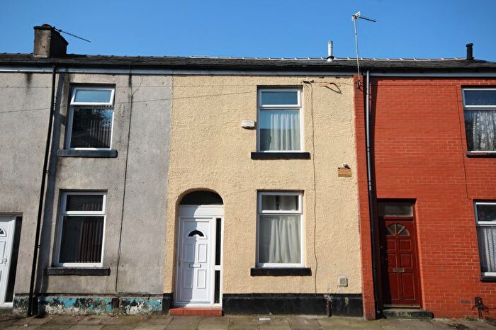 2 Bedroom Terraced House For Sale In Ashton Street, Deeplish, Rochdale, OL11