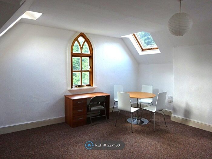 1 Bedroom Flat To Rent In Daisy Bank Road, Manchester, M14