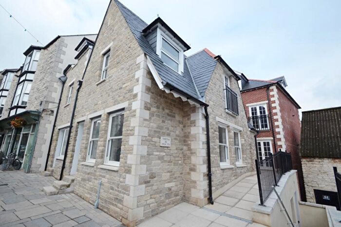 1 Bedroom Flat To Rent In Swanage, BH19