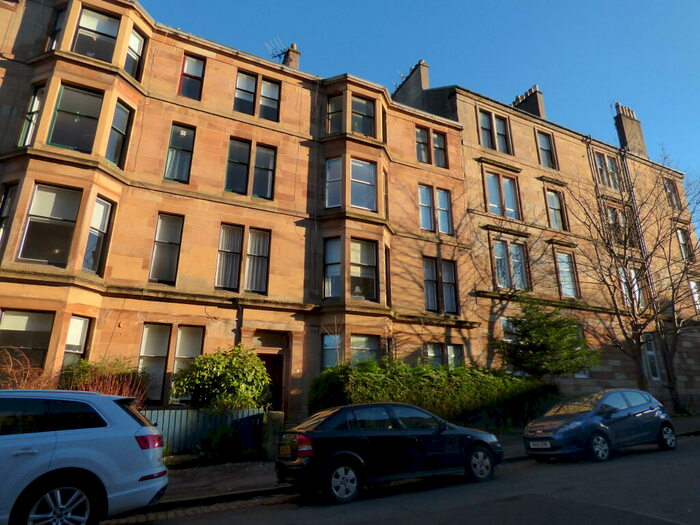 2 Bedroom Apartment To Rent In Mingarry Street, North Kelvinside, G20