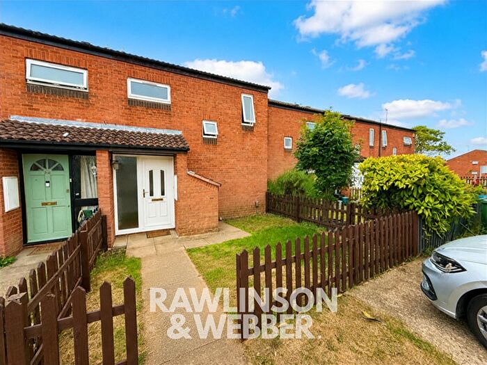 2 Bedroom Terraced House To Rent In Grovelands, West Molesey, KT8