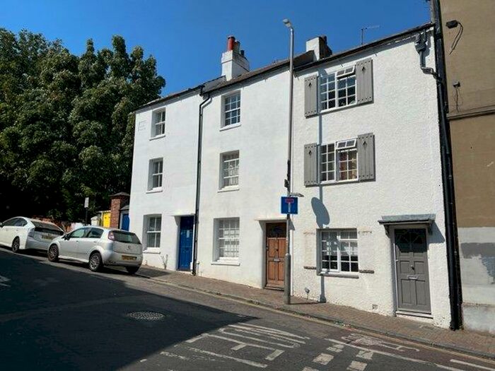 4 Bedroom Terraced House To Rent In Church Street, Brighton, BN1