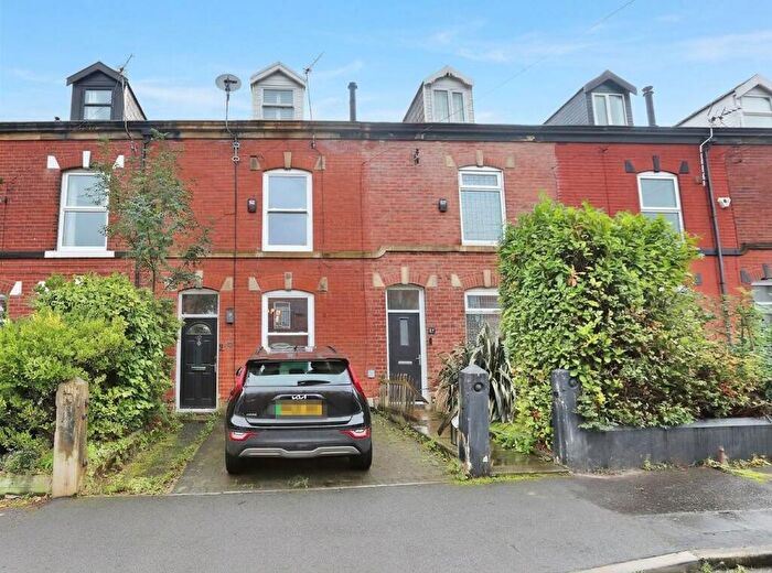 3 Bedroom Terraced House For Sale In Wilton Street, Whitefield, M45
