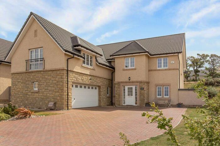 5 Bedroom Detached House For Sale In Kings View Crescent, Ratho, EH28