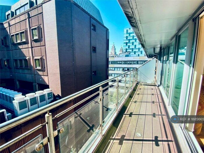 2 Bedroom Penthouse To Rent In Old Hall St, Liverpool, L3