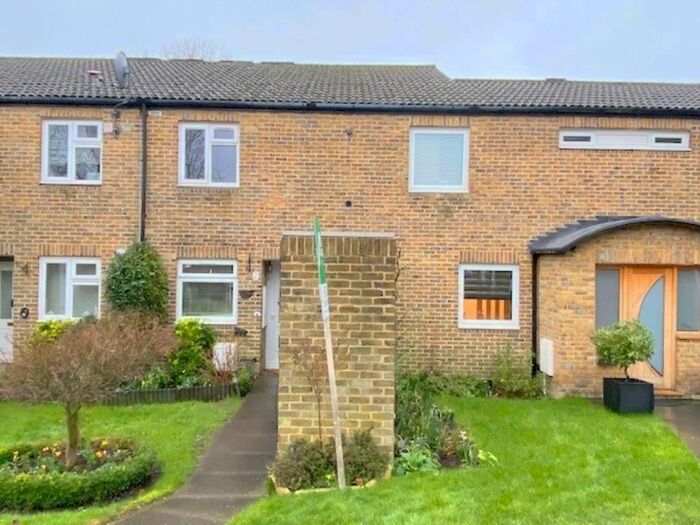 1 Bedroom Maisonette To Rent In Closemead Close, Northwood, Middlesex, HA6