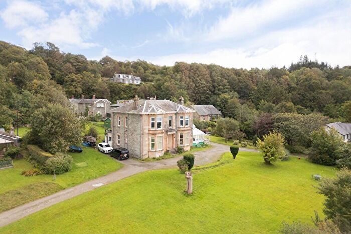 4 Bedroom Flat For Sale In Myrtle Park, Shore Road, Cove, Argyll And Bute, G84
