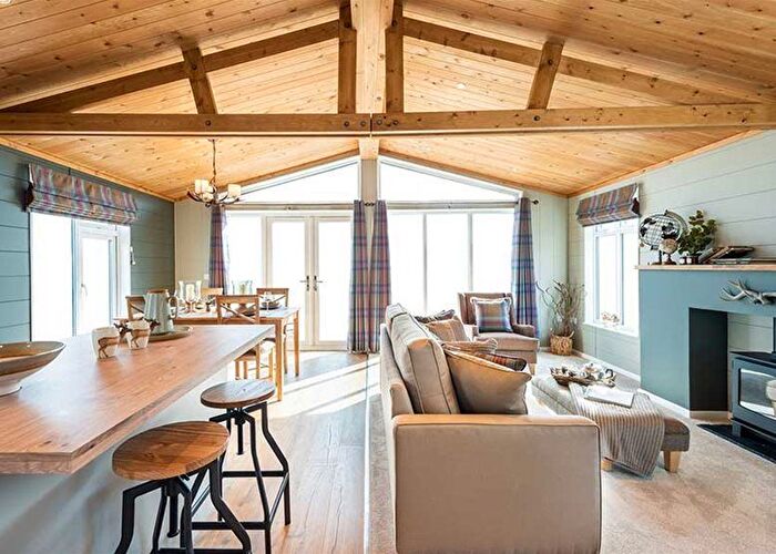 2 Bedroom Lodge For Sale In Glan-Y-Nant, Llanidloes, SY18