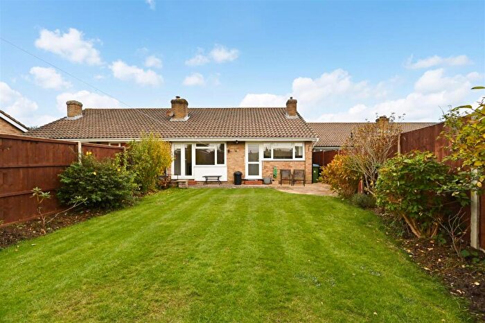 2 Bedroom Bungalow To Rent In Cambridge Walk, Bognor Regis, PO21