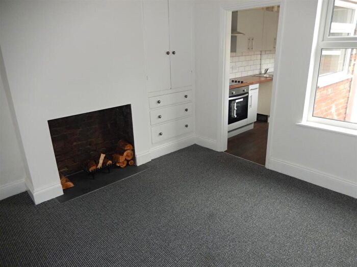 3 Bedroom Terraced House To Rent In Grafton Street, Lincoln, LN2